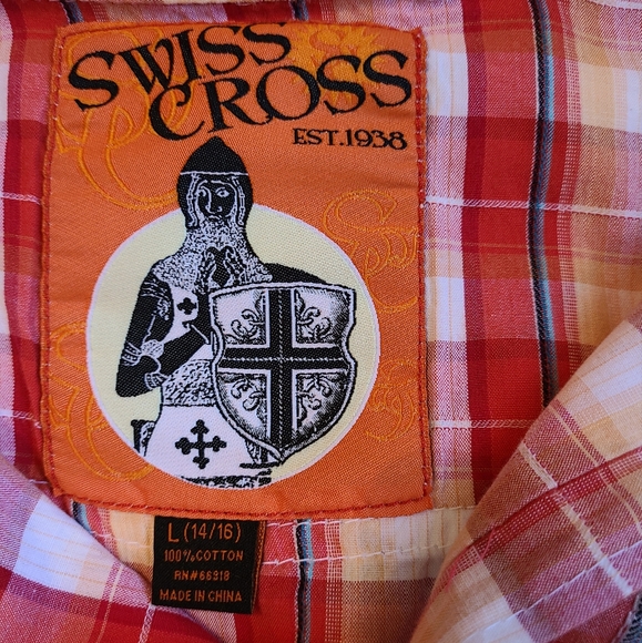 (1549) Swiss Cross Boys Casual Short Sleeve Shirt, Size: 14/16 Color: Red - Picture 8 of 10